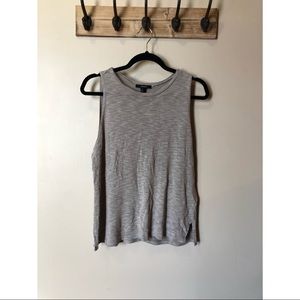 F21 M SLEEVELESS LIGHTWEIGHT TANK